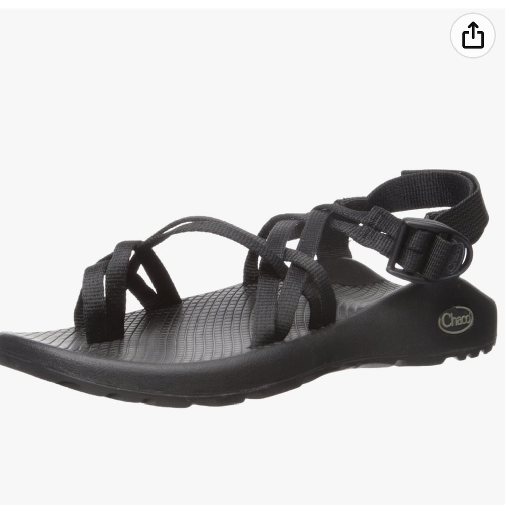 Women’s Size 7 Black Chacos